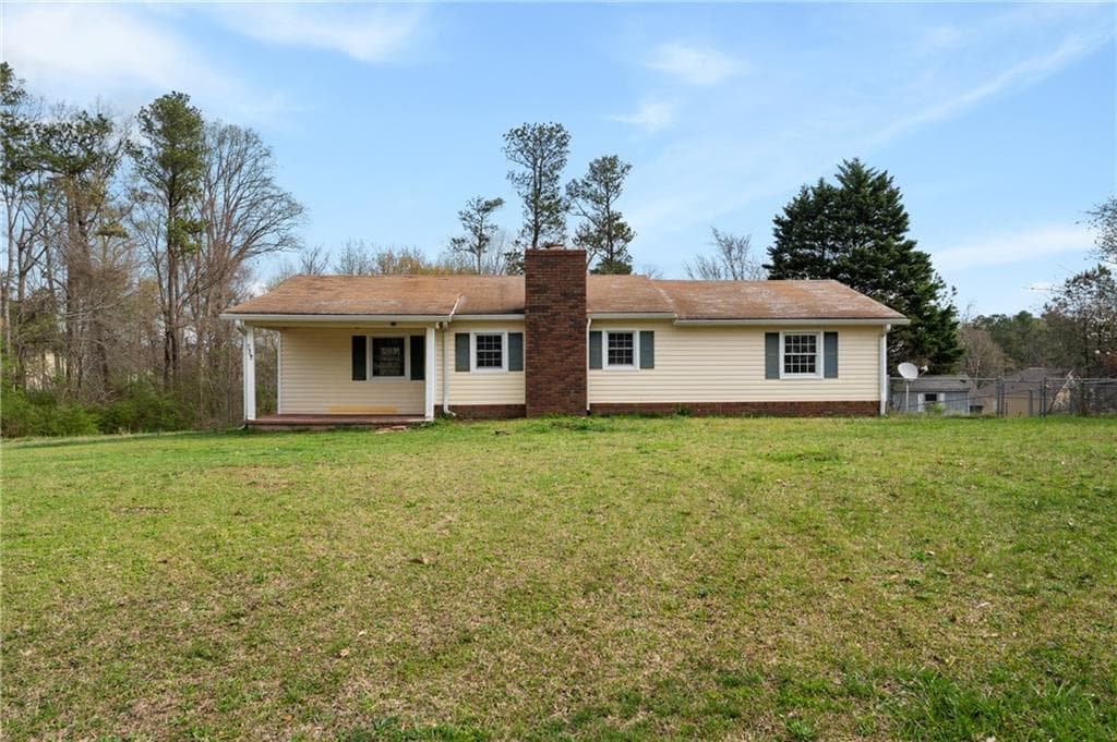 3 bedroom, 2 bathroom, 1,296 sq ft single family residence for rent at 173 Winndale Road, Dallas, GA 30157 for $1,850 a month — photo 1 of 23