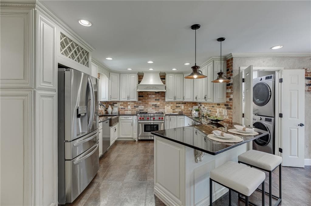 4 bedroom, 4 bathroom, 4,583 sq ft single family residence for sale at 315 Derby Ridge Trace, Roswell, GA 30075 — photo 8
