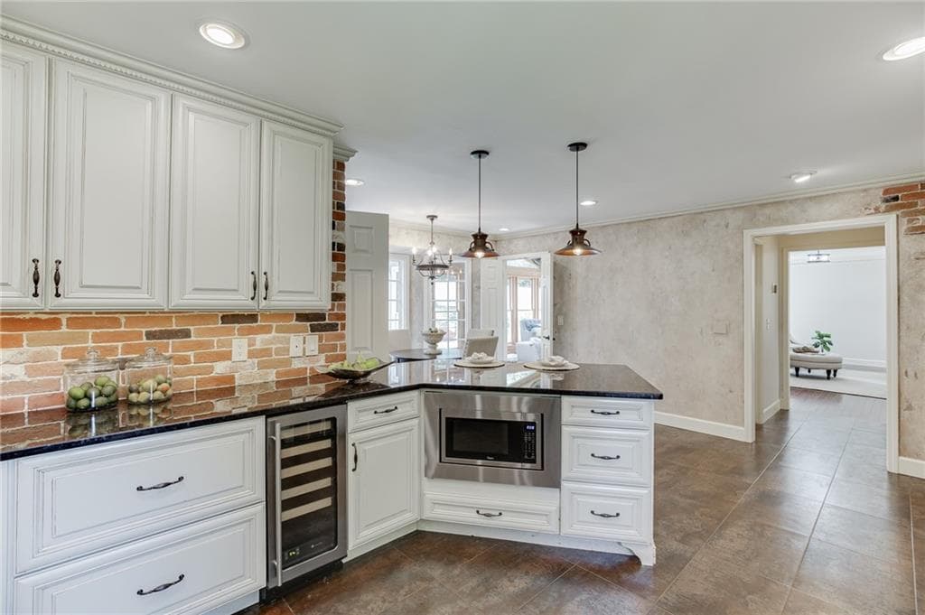4 bedroom, 4 bathroom, 4,583 sq ft single family residence for sale at 315 Derby Ridge Trace, Roswell, GA 30075 — photo 10