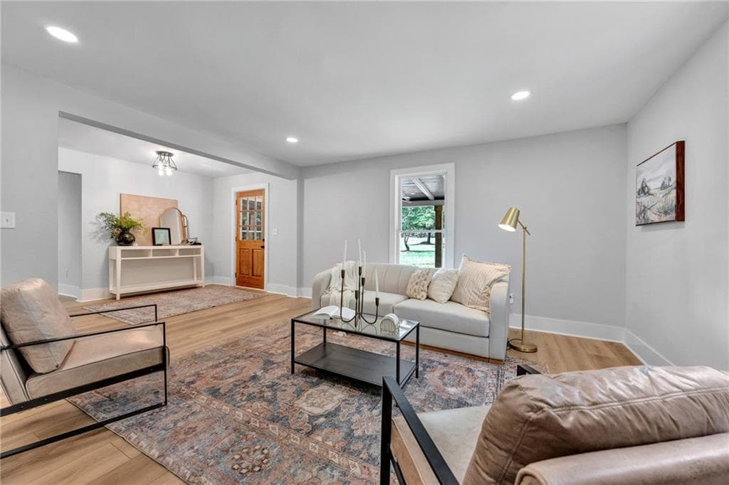 3 bedroom, 2 bathroom, 1,802 sq ft single family residence for sale at 1071 Bethany Road, Covington, GA 30016 — photo 8