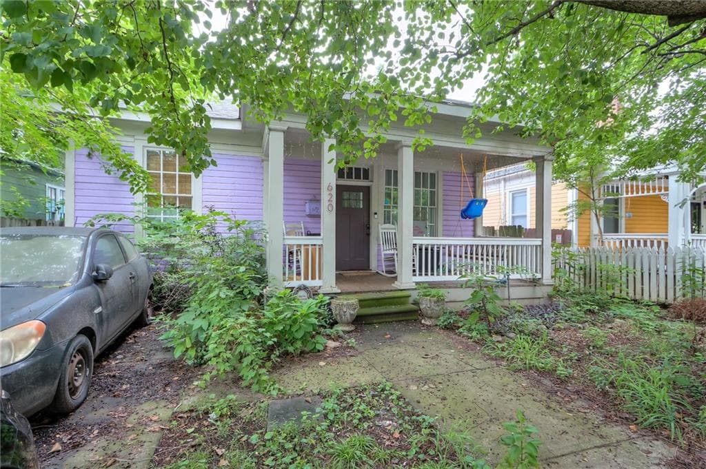 2 bedroom, 1 bathroom, 930 sq ft single family residence for sale at 620 Memorial Avenue, Atlanta, GA 30312 — photo 2