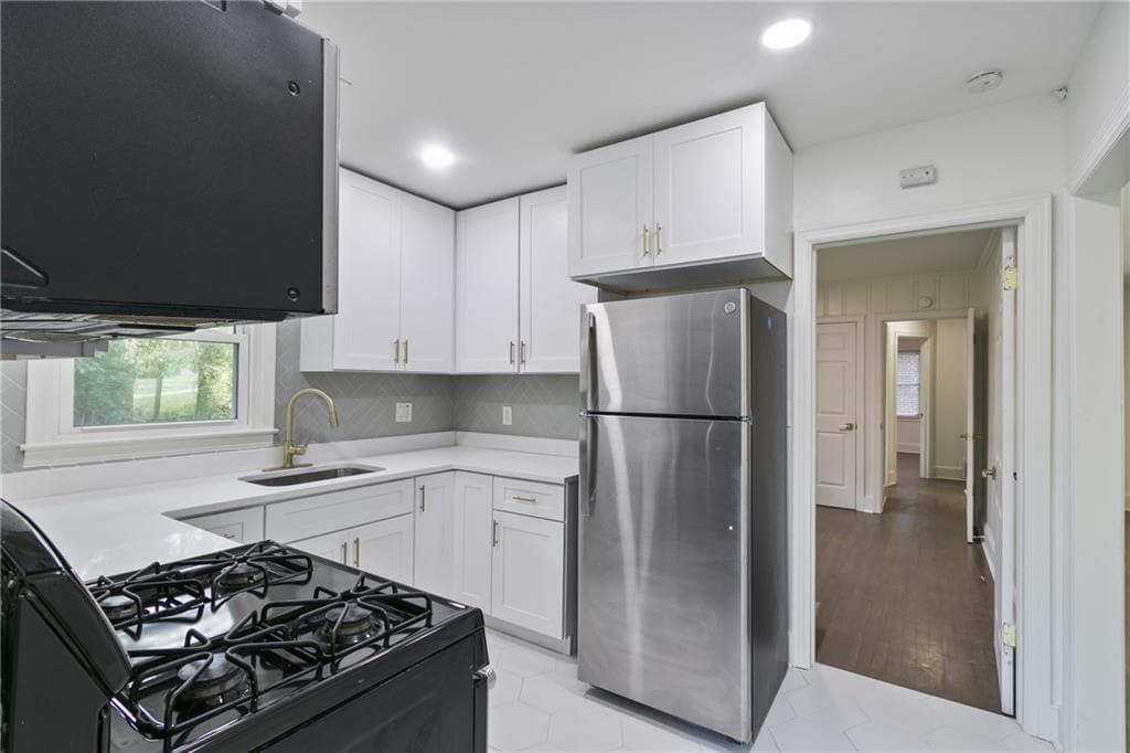 3 bedroom, 2 bathroom, 1,148 sq ft single family residence for sale at 1707 Mckenzie Drive, Decatur, GA 30032 — photo 7