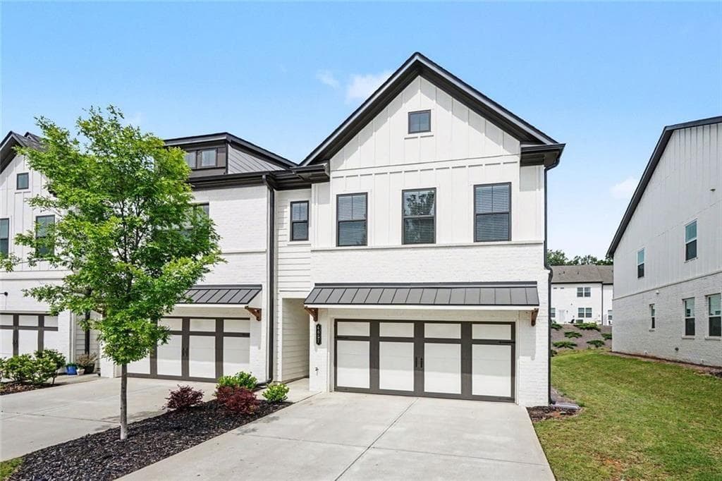 3 bedroom, 3 bathroom, 1,850 sq ft townhouse for rent at 4657 Cypress Landing Way 100A, Gainesville, GA 30504 for $2,200 a month — photo 3