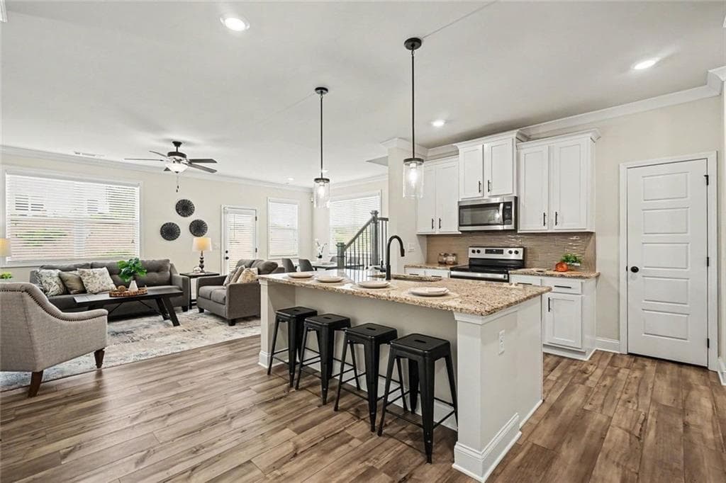 3 bedroom, 3 bathroom, 1,850 sq ft townhouse for rent at 4657 Cypress Landing Way 100A, Gainesville, GA 30504 for $2,200 a month — photo 10