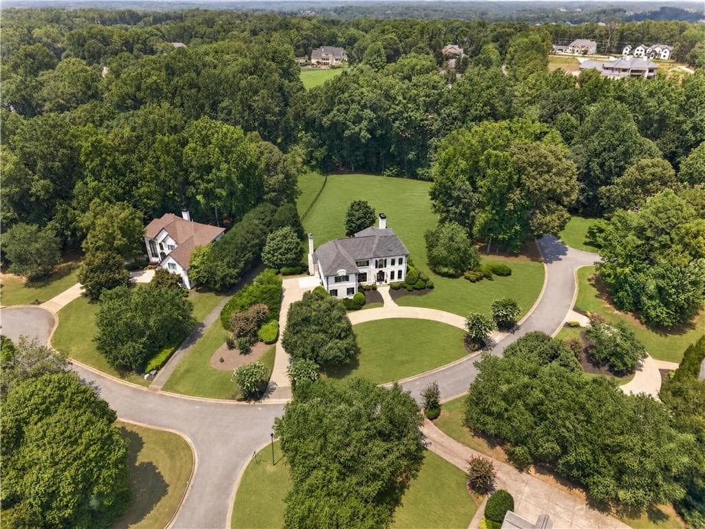 5 bedroom, 5 bathroom, 6,425 sq ft single family residence for sale at 775 Champions Club Drive, Milton, GA 30004 — photo 3