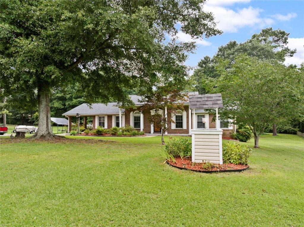 3 bedroom, 2 bathroom, 1,629 sq ft single family residence under contract at 576 Reeceburg Road, Silver Creek, GA 30173 — photo 4
