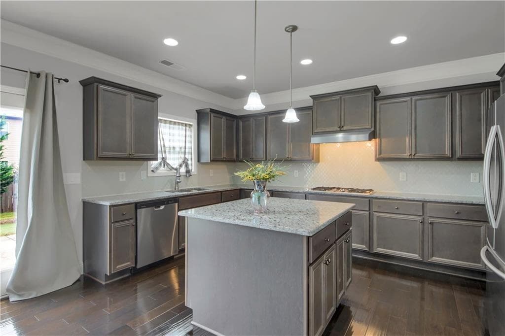 5 bedroom, 3 bathroom, 2,746 sq ft single family residence for rent at 551 Wagon Hill Lane, Sugar Hill, GA 30518 for $3,000 a month — photo 10