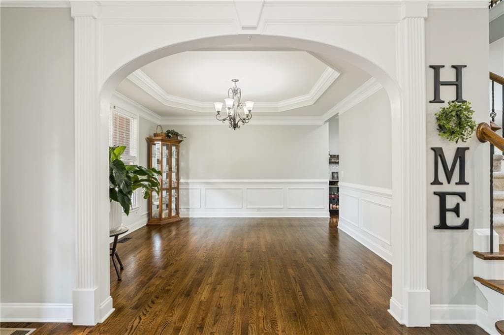 6 bedroom, 5 bathroom, 5,255 sq ft single family residence for sale at 5680 Cascade Trail, Cumming, GA 30040 — photo 8