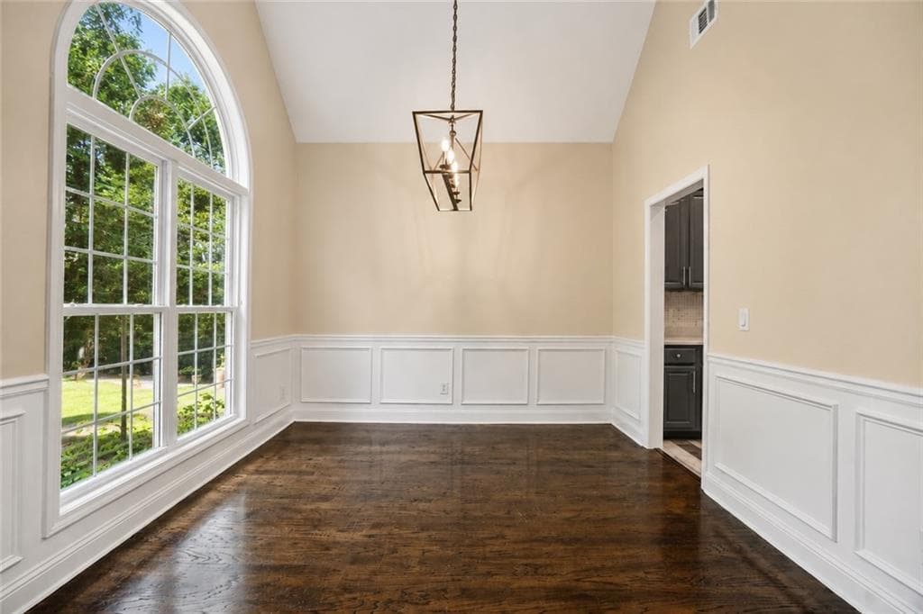 3 bedroom, 3 bathroom, 2,192 sq ft single family residence under contract at 2591 Chipping Court, Villa Rica, GA 30180 — photo 10