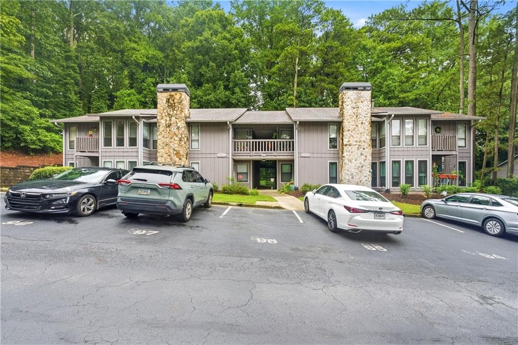 2 bedroom, 2 bathroom, 1,182 sq ft home for sale at 4097 Woodridge Way, Tucker, GA
