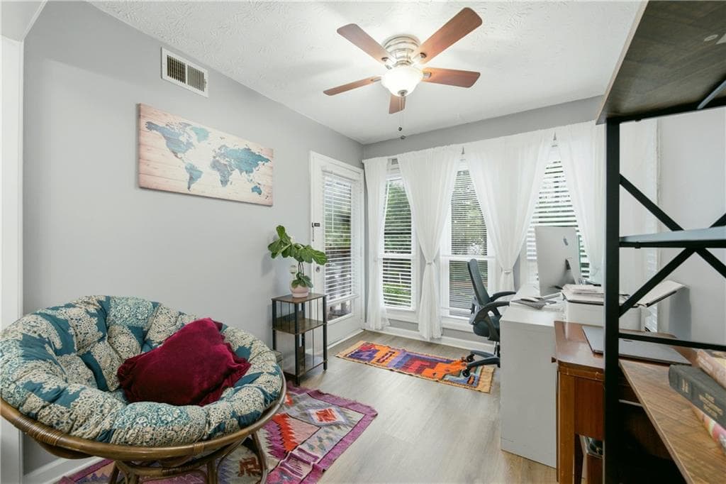 2 bedroom, 2 bathroom, 1,182 sq ft condominium for sale at 4097 Woodridge Way, Tucker, GA 30084 — photo 9