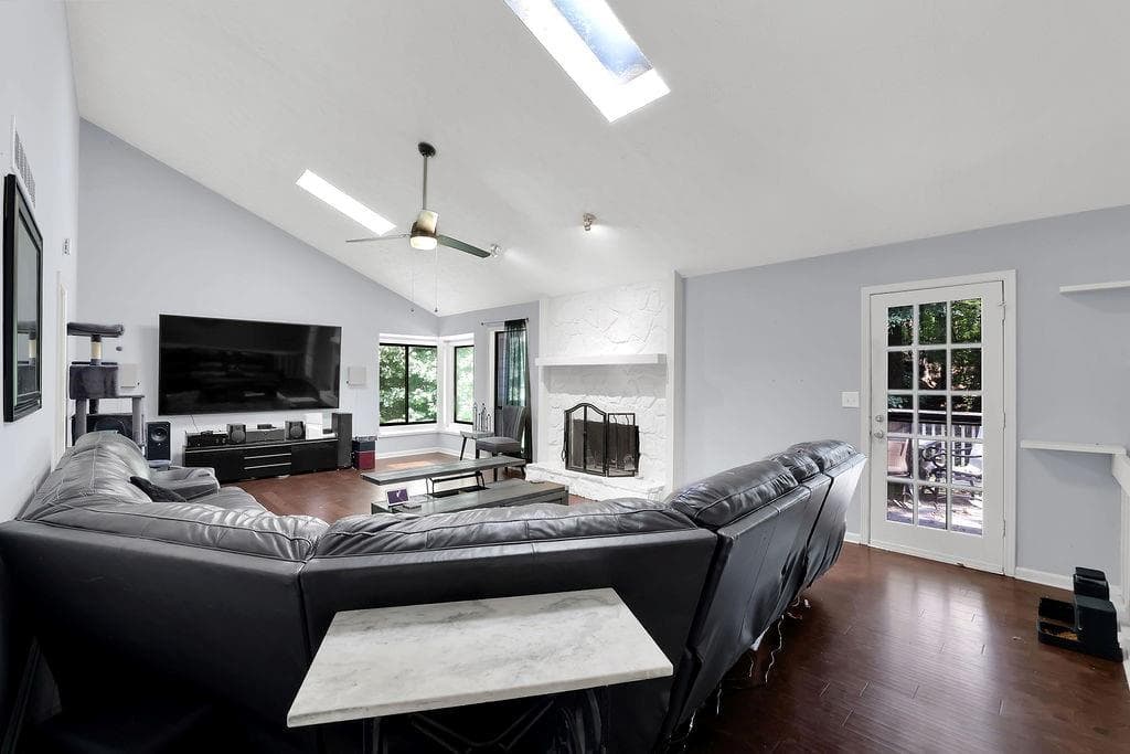 3 bedroom, 2 bathroom, 2,552 sq ft single family residence for sale at 2721 Pine Cone Lane, Duluth, GA 30096 — photo 5