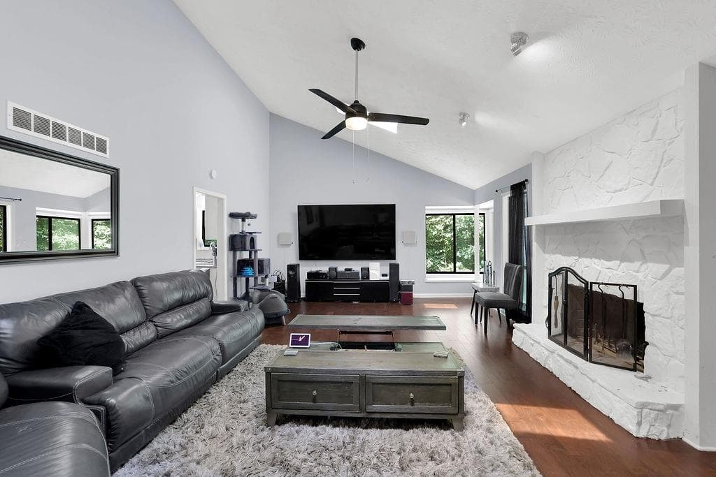 3 bedroom, 2 bathroom, 2,552 sq ft single family residence for sale at 2721 Pine Cone Lane, Duluth, GA 30096 — photo 6