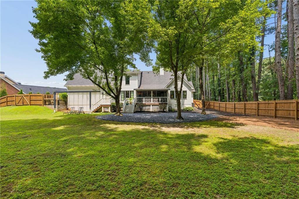 5 bedroom, 4 bathroom, 3,446 sq ft single family residence under contract at 6655 Manchester Place, Cumming, GA 30040 — photo 4