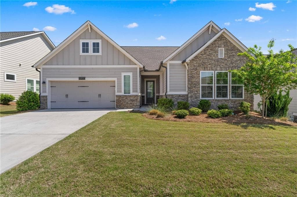 3 bedroom, 2 bathroom, 2,329 sq ft single family residence sold at 6931 Scenic Overlook Trace, Flowery Branch, GA 30542