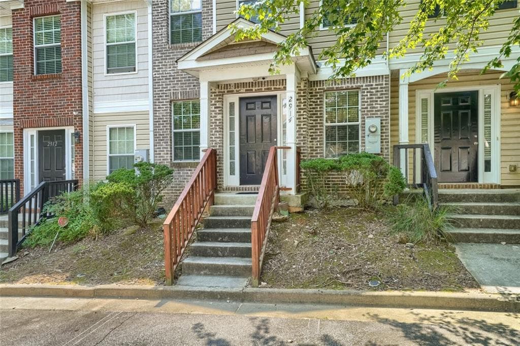 2 bedroom, 3 bathroom, 1,492 sq ft condominium for sale at 2914 Vining Ridge Terrace, Decatur, GA 30034 — photo 4