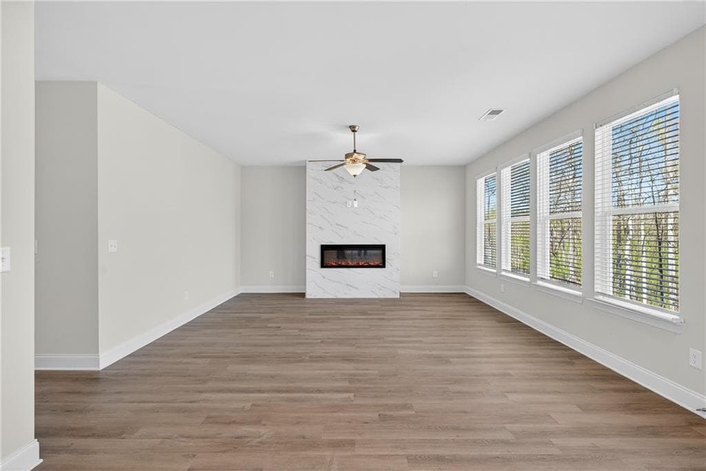 4 bedroom, 4 bathroom, 2,344 sq ft single family residence for sale at 476 Lawson Drive, Mansfield, GA 30055 — photo 6