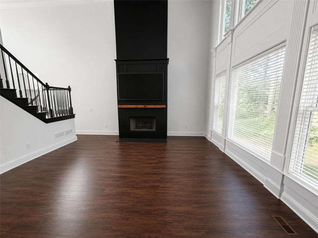 4 bedroom, 3 bathroom, 4,394 sq ft single family residence for rent at 768 Laurel West Lane, Dacula, GA 30019 for $2,995 a month — photo 3