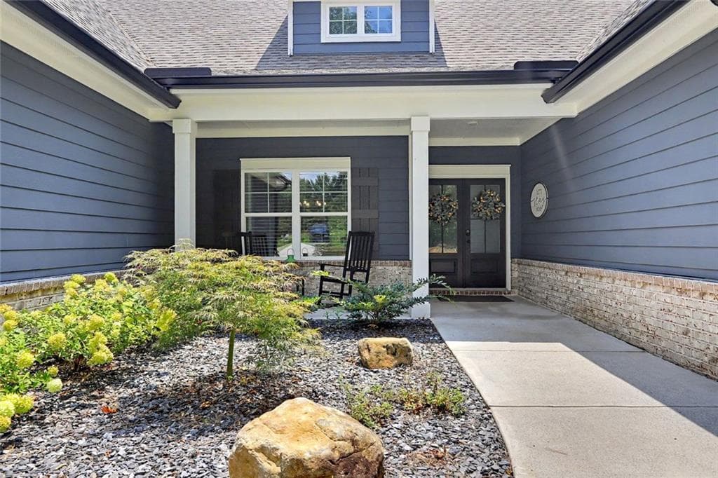 4 bedroom, 2 bathroom, 2,259 sq ft single family residence under contract at 1653 Ike Stone Road, Monroe, GA 30656 — photo 2