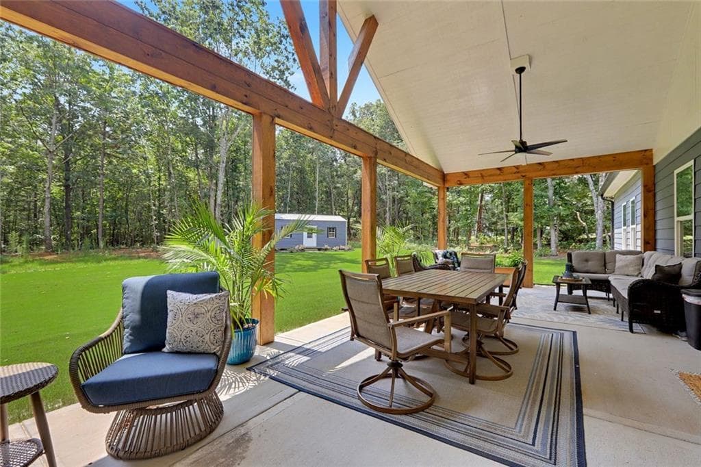 4 bedroom, 2 bathroom, 2,259 sq ft single family residence under contract at 1653 Ike Stone Road, Monroe, GA 30656 — photo 5