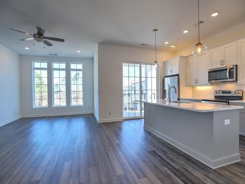 2 bedroom, 1 bathroom, 1,340 sq ft condominium for rent at 155 Devore Road, Alpharetta, GA 30009 for $2,780 a month — photo 7