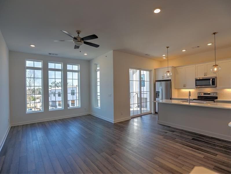 2 bedroom, 1 bathroom, 1,340 sq ft condominium for rent at 155 Devore Road, Alpharetta, GA 30009 for $2,780 a month — photo 8