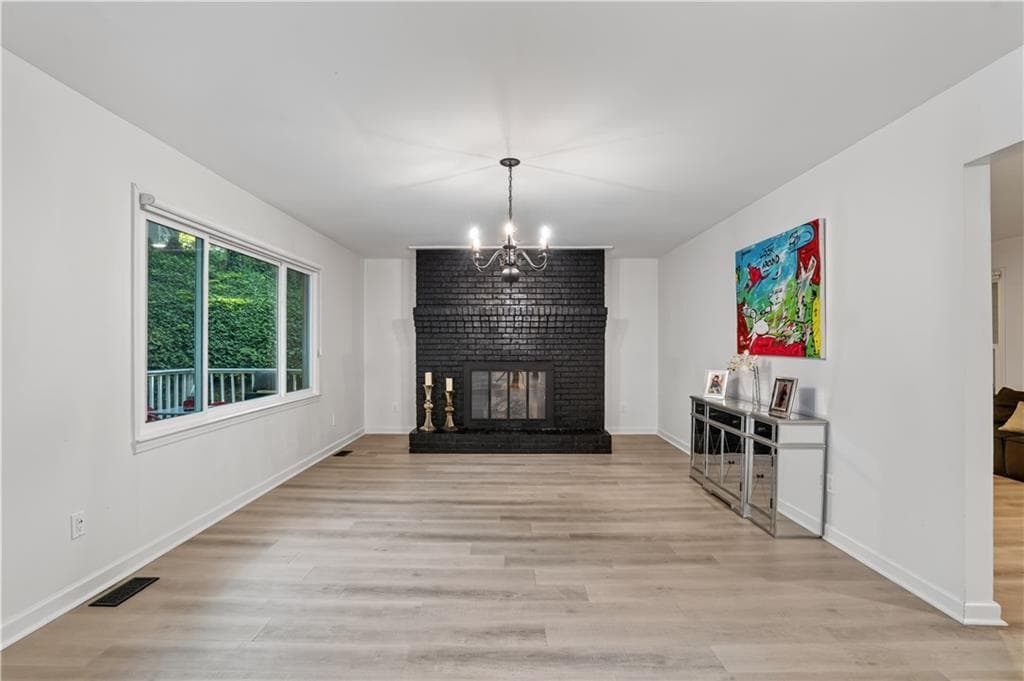 6 bedroom, 5 bathroom, 4,034 sq ft single family residence for sale at 2290 Old Orchard Drive, Marietta, GA 30068 — photo 9