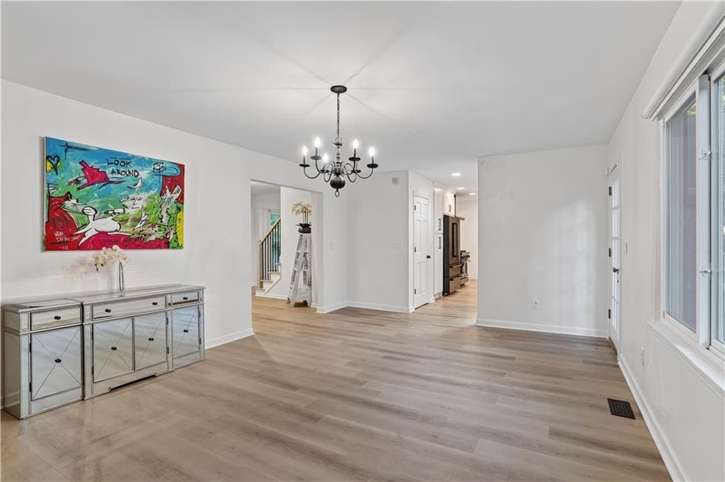 6 bedroom, 5 bathroom, 4,034 sq ft single family residence for sale at 2290 Old Orchard Drive, Marietta, GA 30068 — photo 10