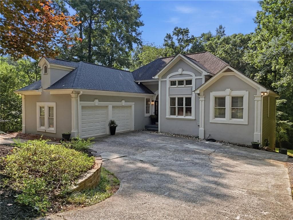 5 bedroom, 3 bathroom, 3,500 sq ft single family residence for sale at 3075 Saint Gallen Court, Cumming, GA 30041 — photo 2