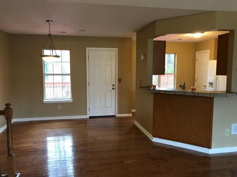 3 bedroom, 3 bathroom, 1,575 sq ft single family residence for rent at 2989 Garland Drive, Marietta, GA 30008 for $2,000 a month — photo 3
