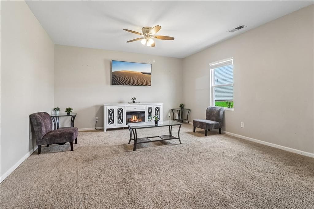 3 bedroom, 2 bathroom, 1,862 sq ft single family residence for sale at 24 Elm Lane, Villa Rica, GA 30180 — photo 2
