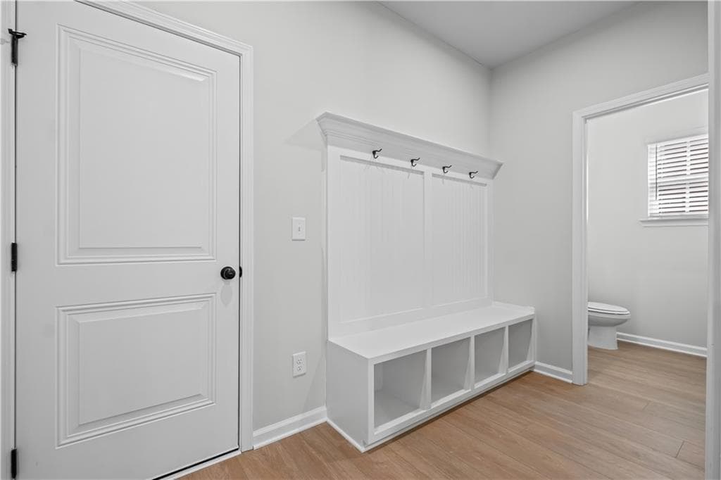 3 bedroom, 3 bathroom, 1,911 sq ft townhouse for sale at 5669 Tillman Way, Powder Springs, GA 30127 — photo 5