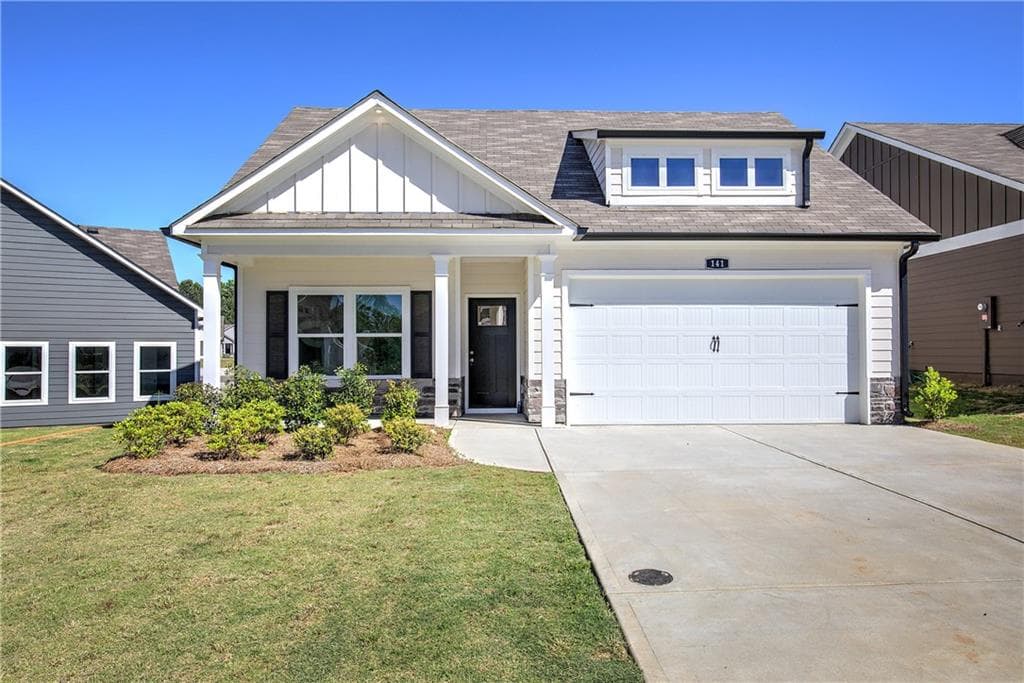 3 bedroom, 3 bathroom, 2,025 sq ft single family residence for sale at 141 Sunflower Circle, Cartersville, GA 30121 — photo 3