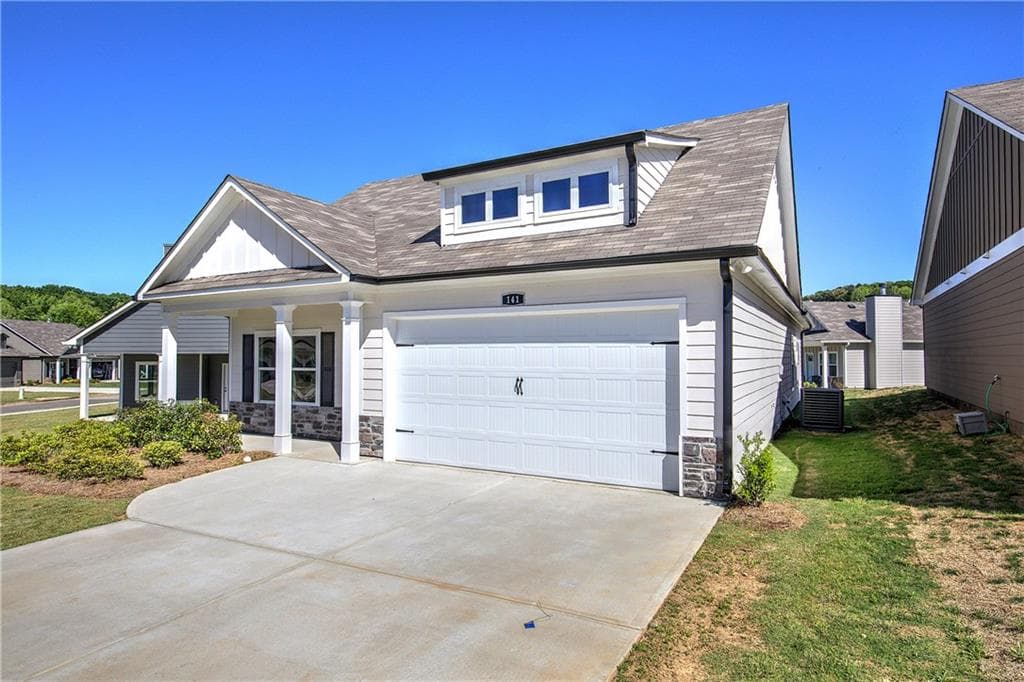 3 bedroom, 3 bathroom, 2,025 sq ft single family residence for sale at 141 Sunflower Circle, Cartersville, GA 30121 — photo 5