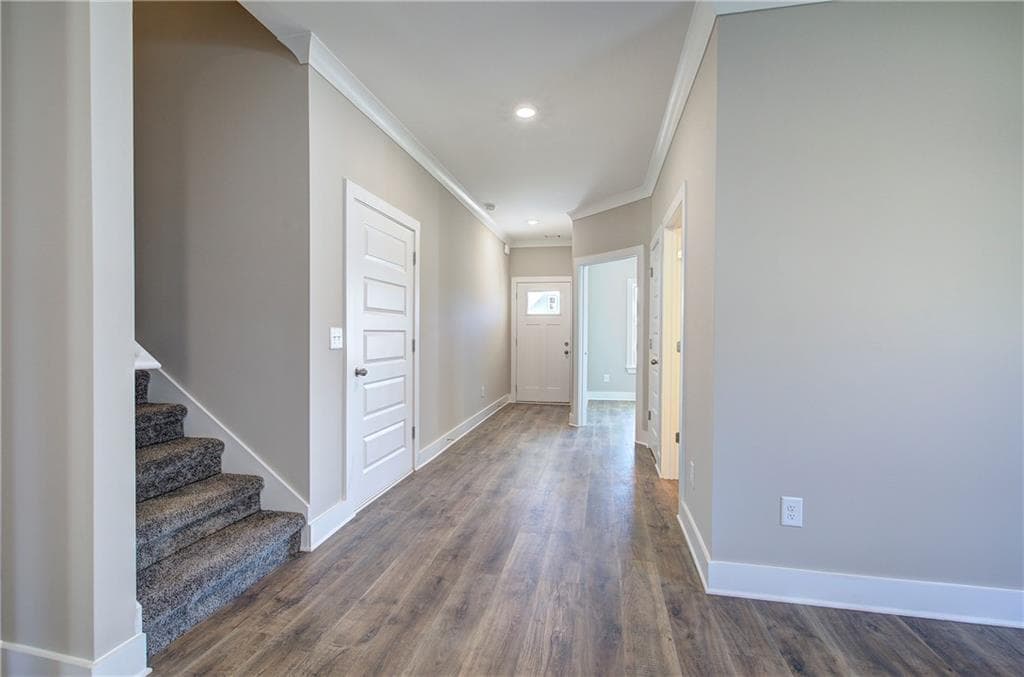 3 bedroom, 3 bathroom, 2,025 sq ft single family residence for sale at 141 Sunflower Circle, Cartersville, GA 30121 — photo 9