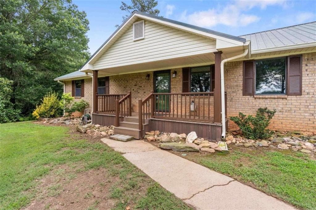 3 bedroom, 2 bathroom, 3,722 sq ft single family residence for sale at 2414 Bethesda Church Road, Carrollton, GA 30117 — photo 5