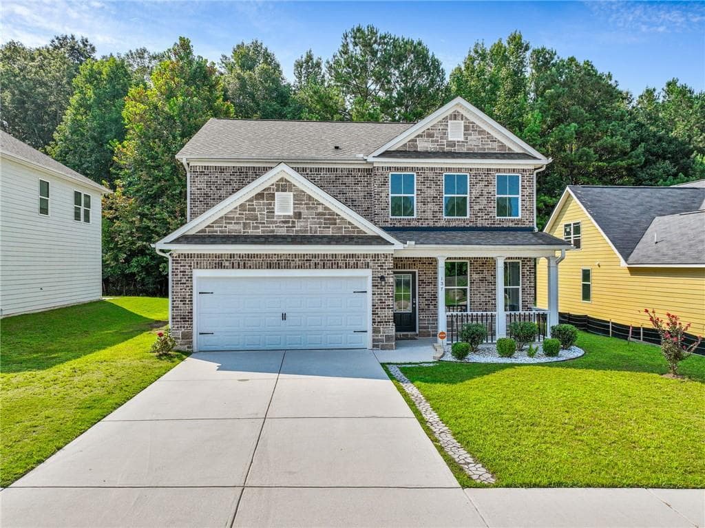 4 bedroom, 3 bathroom, 2,216 sq ft single family residence under contract at 137 Hunts Mill Circle, Griffin, GA 30224
