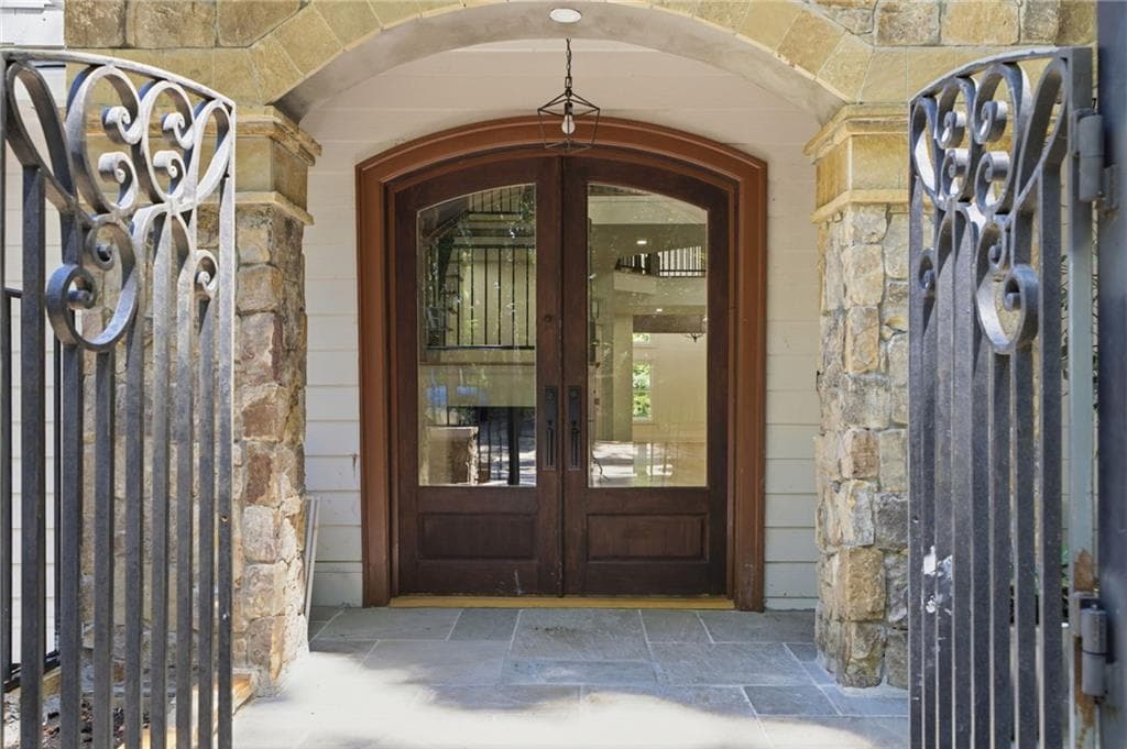 7 bedroom, 7 bathroom, 5,400 sq ft single family residence for sale at 4039 Tall Pine Drive, Marietta, GA 30062 — photo 7