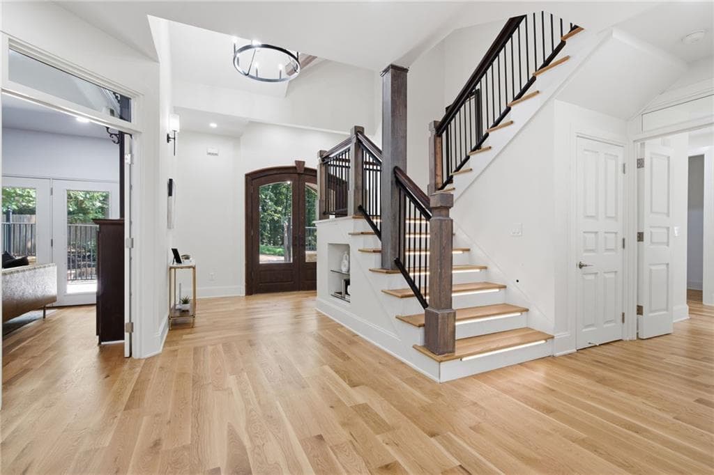 7 bedroom, 7 bathroom, 5,400 sq ft single family residence for sale at 4039 Tall Pine Drive, Marietta, GA 30062 — photo 10