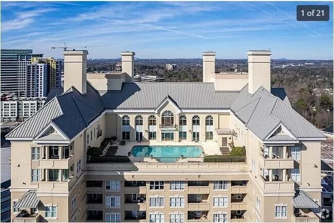 1 bedroom, 1 bathroom, 1,025 sq ft condominium for rent at 3334 Peachtree Road 1714, Atlanta, GA 30326 for $1,795 a month — photo 2