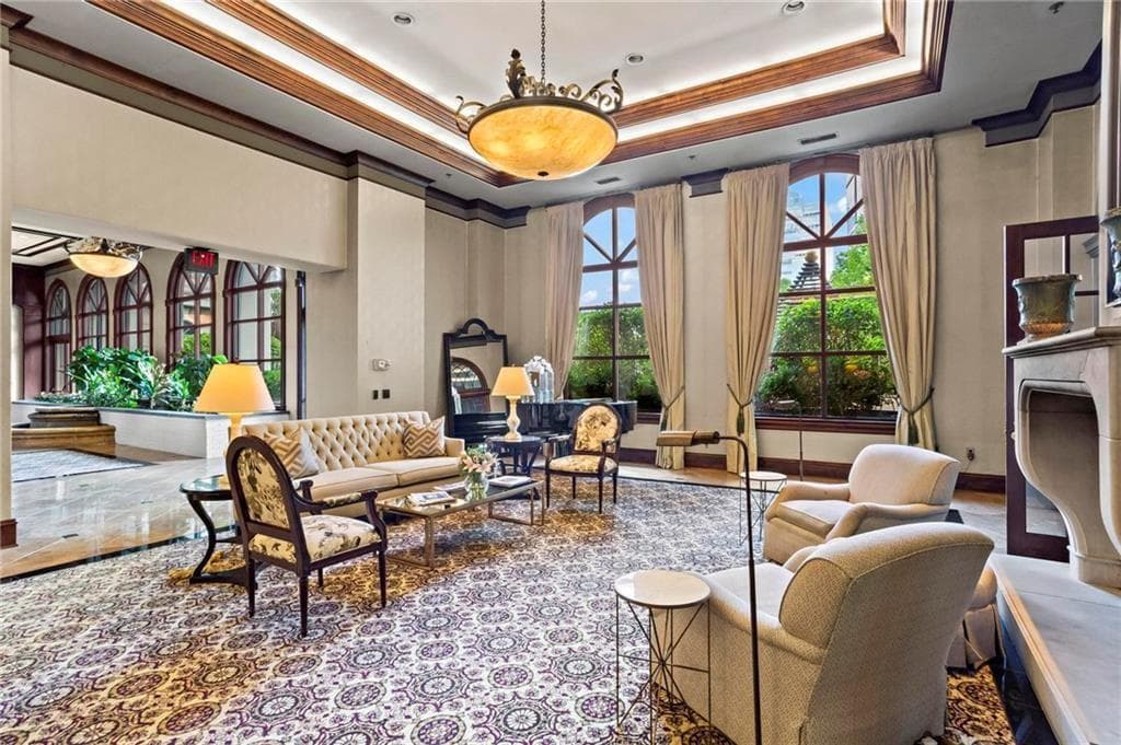 1 bedroom, 1 bathroom, 1,025 sq ft condominium for rent at 3334 Peachtree Road 1714, Atlanta, GA 30326 for $1,795 a month — photo 6
