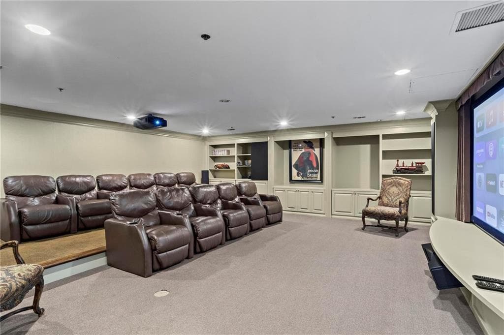 1 bedroom, 1 bathroom, 1,025 sq ft condominium for rent at 3334 Peachtree Road 1714, Atlanta, GA 30326 for $1,795 a month — photo 8