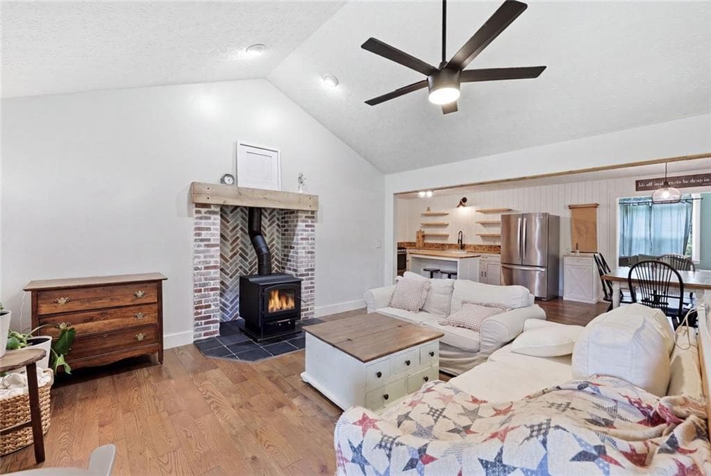 3 bedroom, 2 bathroom, 1,995 sq ft single family residence under contract at 5545 Odum Smallwood Road, Gainesville, GA 30506 — photo 6
