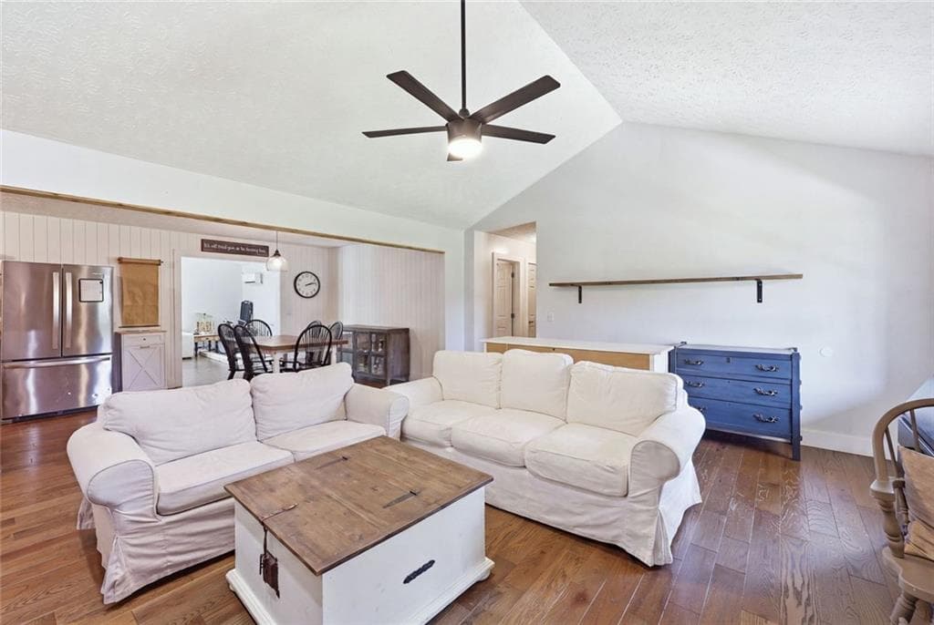 3 bedroom, 2 bathroom, 1,995 sq ft single family residence under contract at 5545 Odum Smallwood Road, Gainesville, GA 30506 — photo 7
