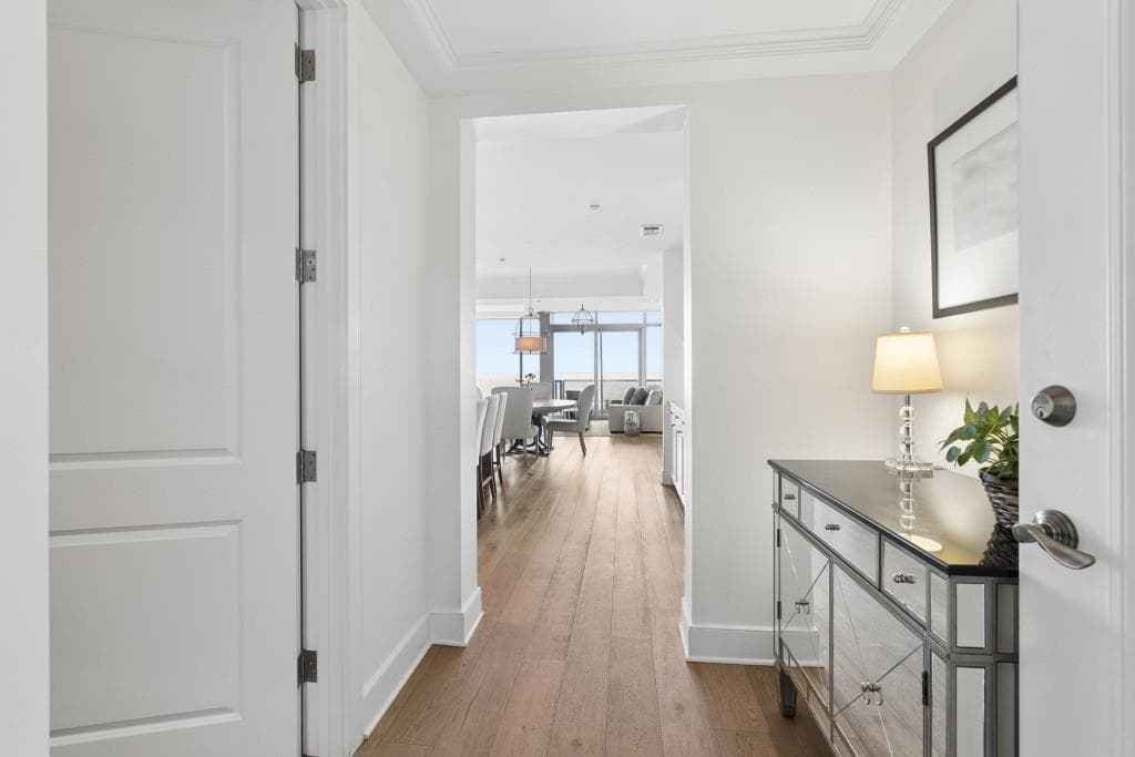 2 bedroom, 3 bathroom, 1,776 sq ft condominium for sale at 3630 Peachtree Road 3002, Atlanta, GA 30326 — photo 2