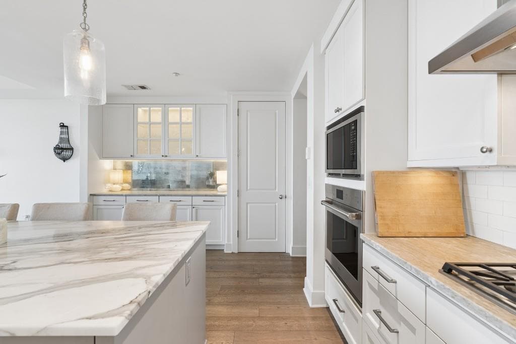2 bedroom, 3 bathroom, 1,776 sq ft condominium for sale at 3630 Peachtree Road 3002, Atlanta, GA 30326 — photo 9