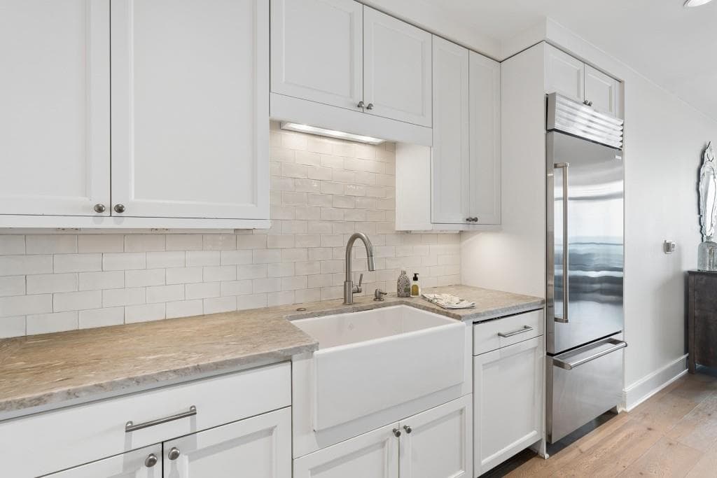 2 bedroom, 3 bathroom, 1,776 sq ft condominium for sale at 3630 Peachtree Road 3002, Atlanta, GA 30326 — photo 10