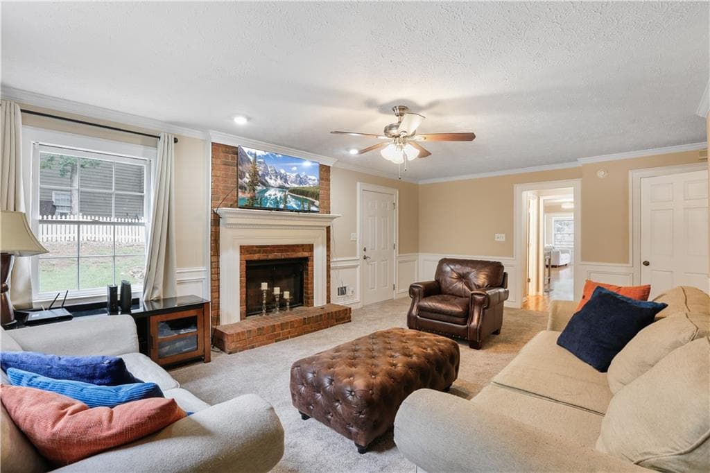 4 bedroom, 3 bathroom, 2,484 sq ft single family residence for sale at 1575 Thoreau Drive, Suwanee, GA 30024 — photo 5