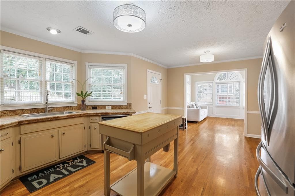 4 bedroom, 3 bathroom, 2,484 sq ft single family residence for sale at 1575 Thoreau Drive, Suwanee, GA 30024 — photo 8