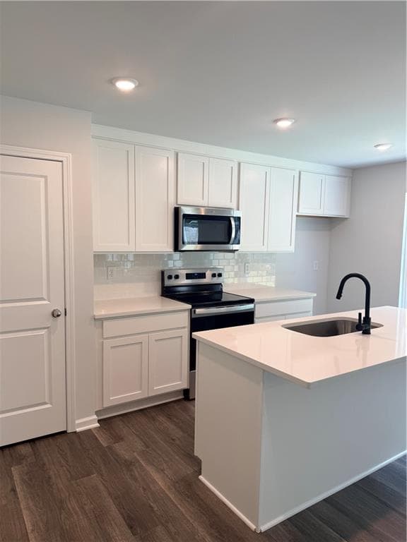 4 bedroom, 4 bathroom, 2,008 sq ft single family residence for sale at 1100 WEDGEWOOD Drive, Atlanta, GA 30318 — photo 7